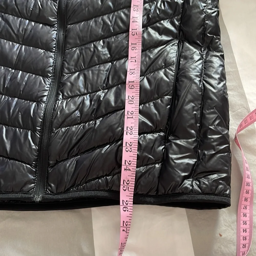 Uniqlo Ultra Light Down extra warm black jacket w/pockets front zipper like new - Picture 4 of 11